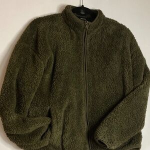 Women’s Forever 21 dark green Sherpa fleece size L